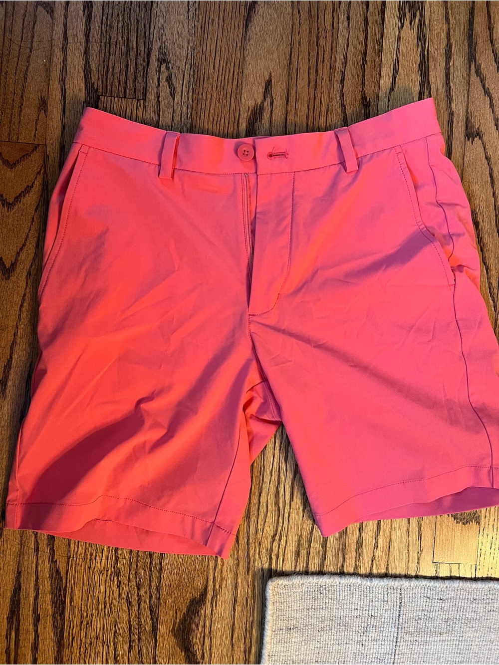 Vineyard Vines Coral Performance Breaker Short